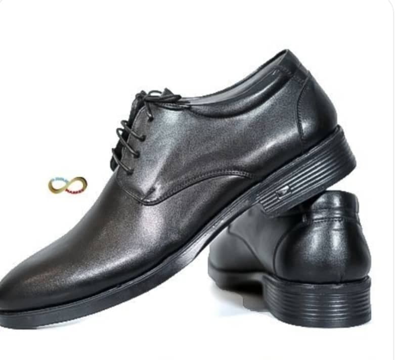 تولید و پخش کفش اسپرت الوان مارکت در بازار بزرگ اسلامشهر