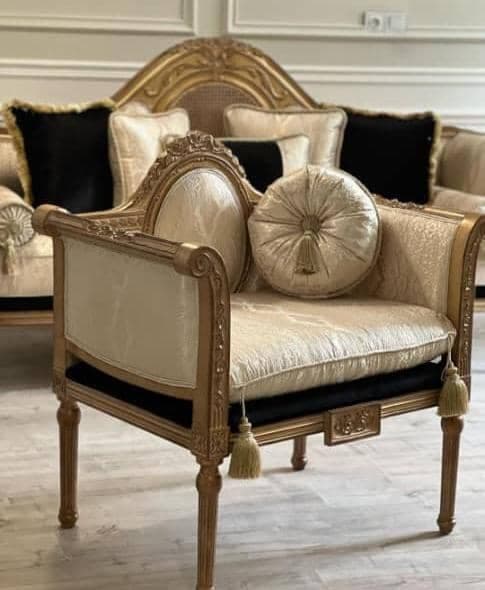 تولیدی مبلمان سلطنتی و استیل وحید عادلی در مرند