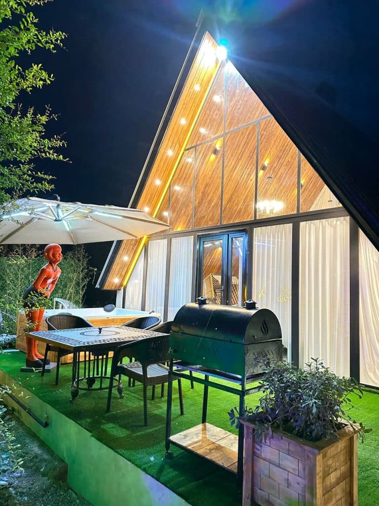 اجاره کلبه چوبی سوئیسی و ویلا آزاد در نور