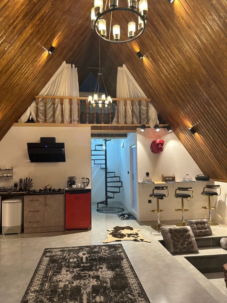 اجاره کلبه چوبی سوئیسی و ویلا آزاد در نور