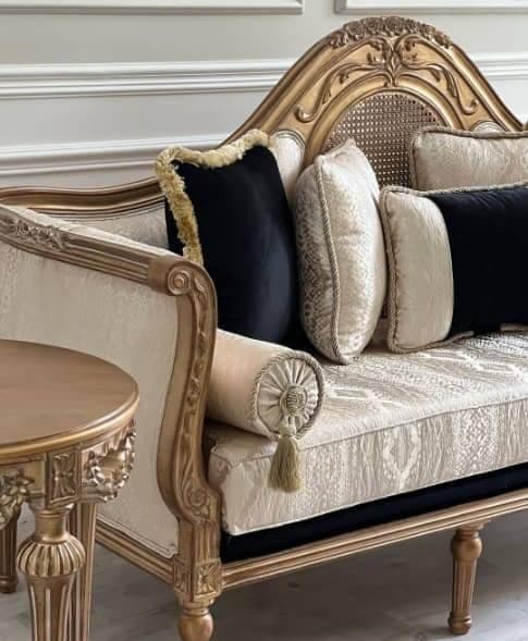 تولیدی مبلمان سلطنتی و استیل وحید عادلی در مرند