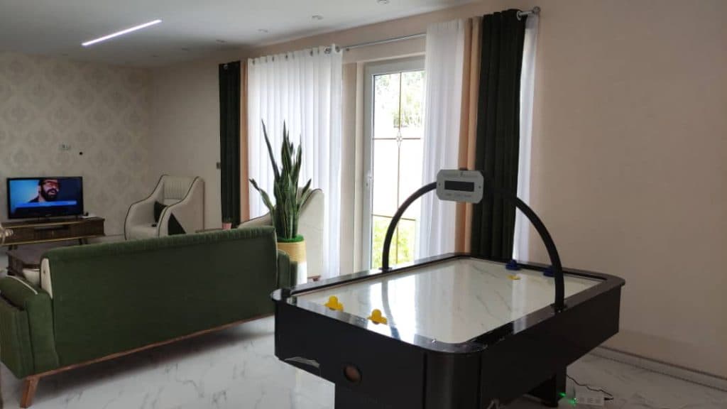 اجاره ویلا استخردار فی فی در رشت