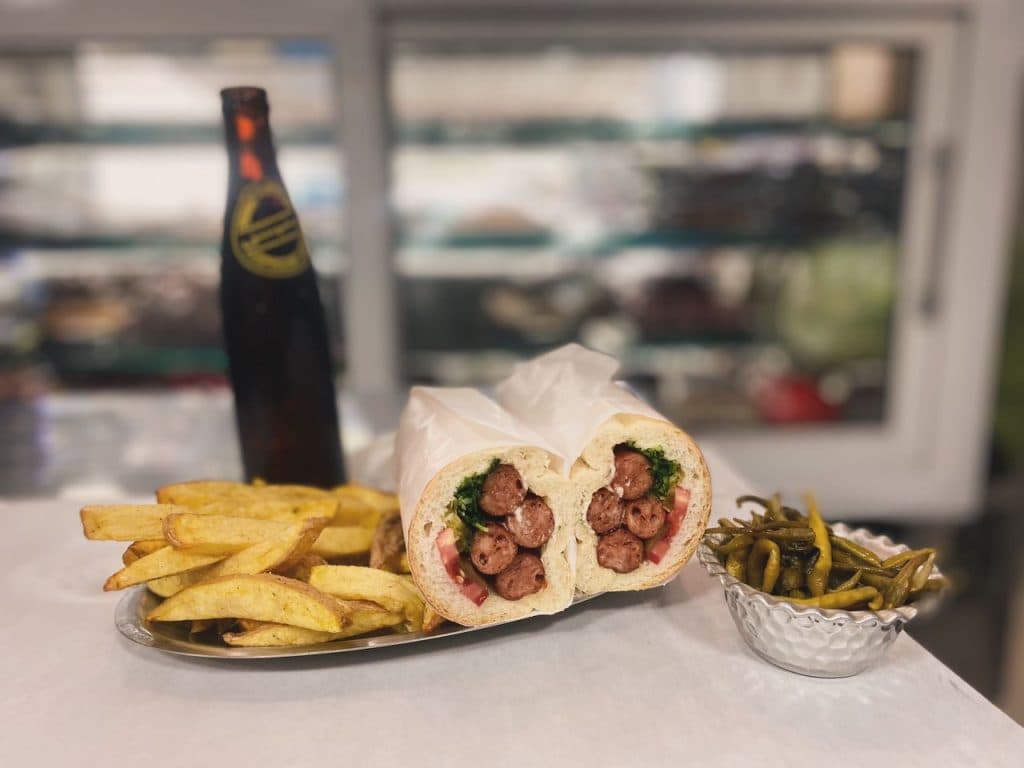 ساندویچی ادوو در گوهردشت کرج