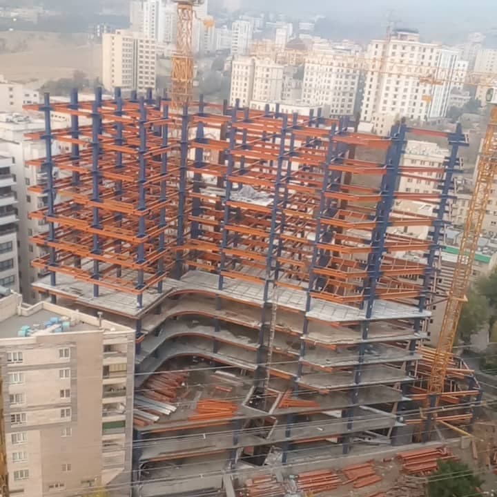 نصب و اجرای داربست فلزی ساختمانی قائم در لواسان