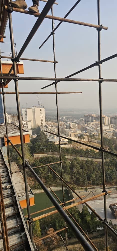 نصب و اجرای داربست فلزی ساختمانی قائم در لواسان