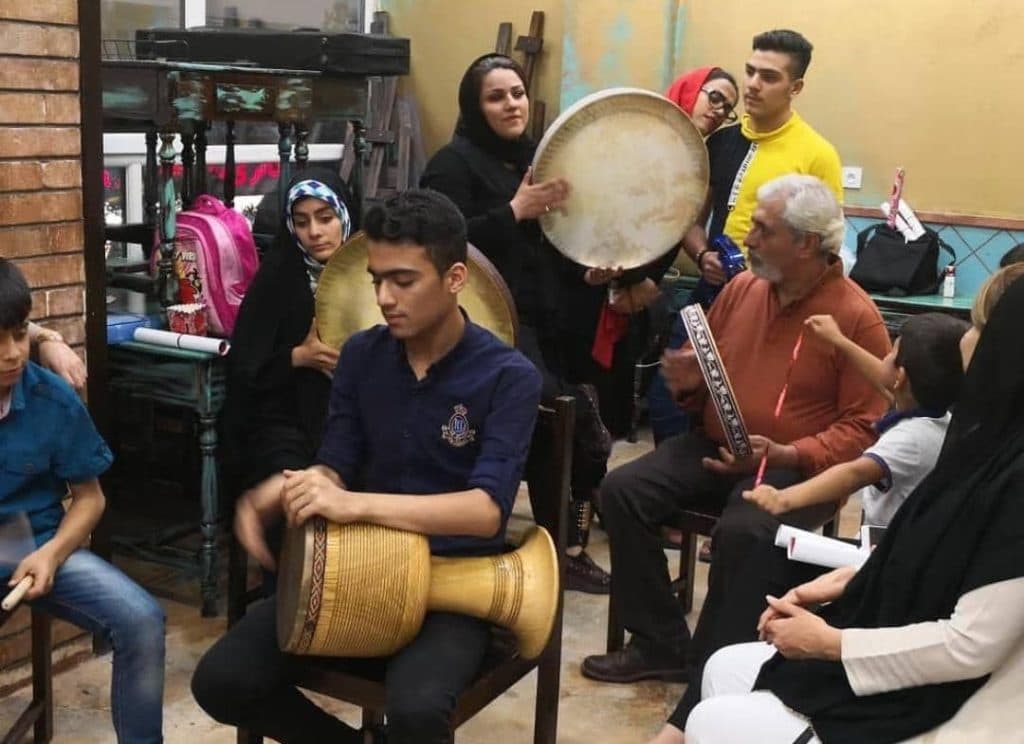 آموزش تخصصی ساز دف استاد مهاجر در شیراز