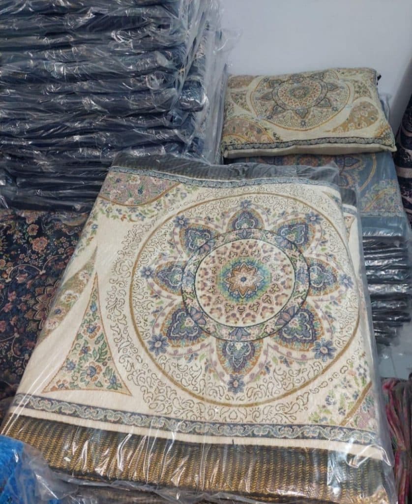 تولید و فروش عمده لحاف کرسی پنبه ای یاران در اصفهان
