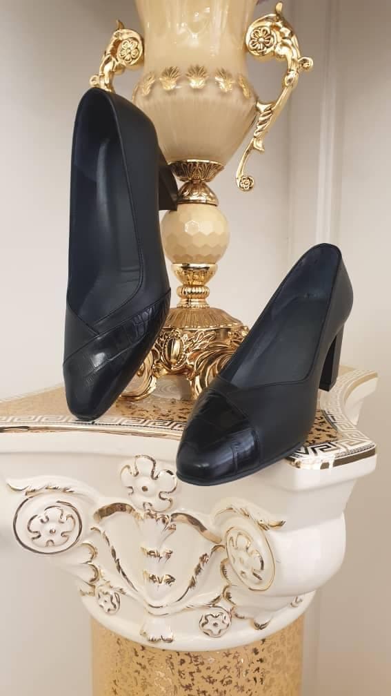 پخش عمده کیف و کفش چرم گالری شیری در تهران