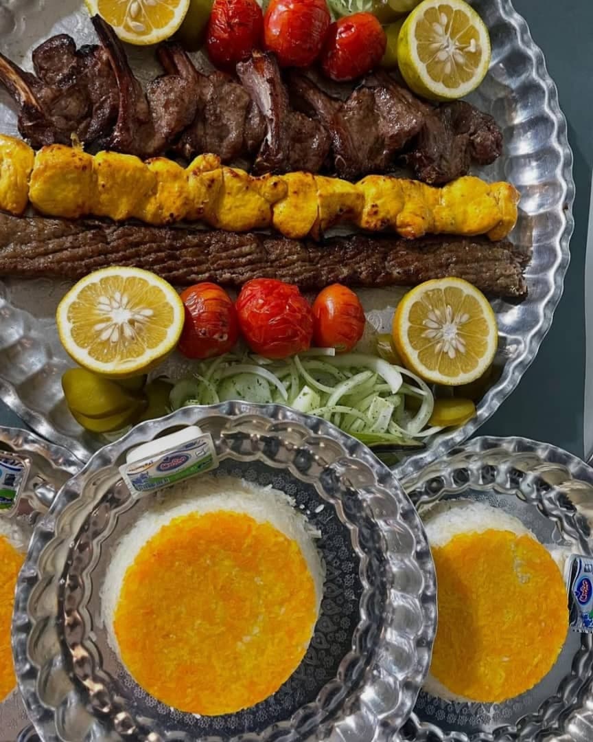 رستوران بیرون بر آرامش در جاده تربت حیدریه به گناباد