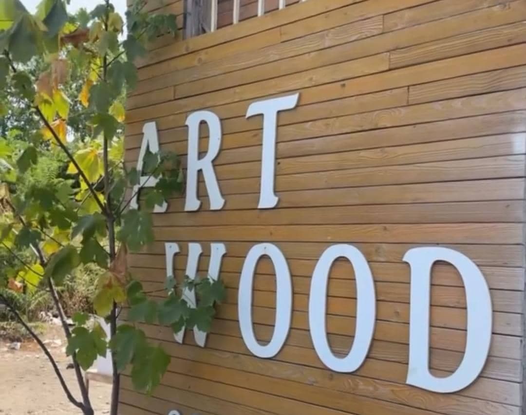 تولید کابینت و کمد دیواری هنر و چوب در نوشهر