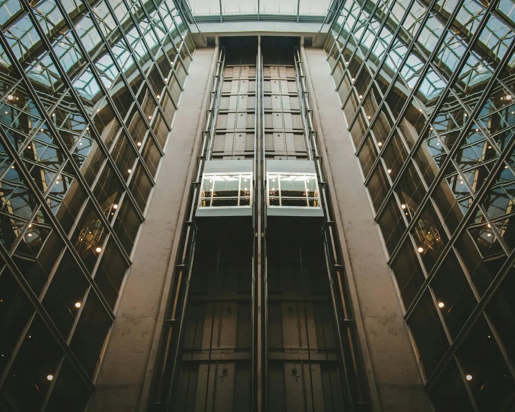 بهترین مراکز تولید،‌ فروش، نصب و تعمیرات آسانسور در ایران