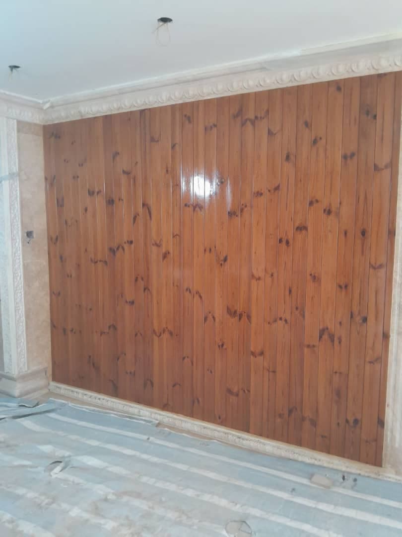 رنگ کاری درب و کابینت شیر گیر در اصفهان