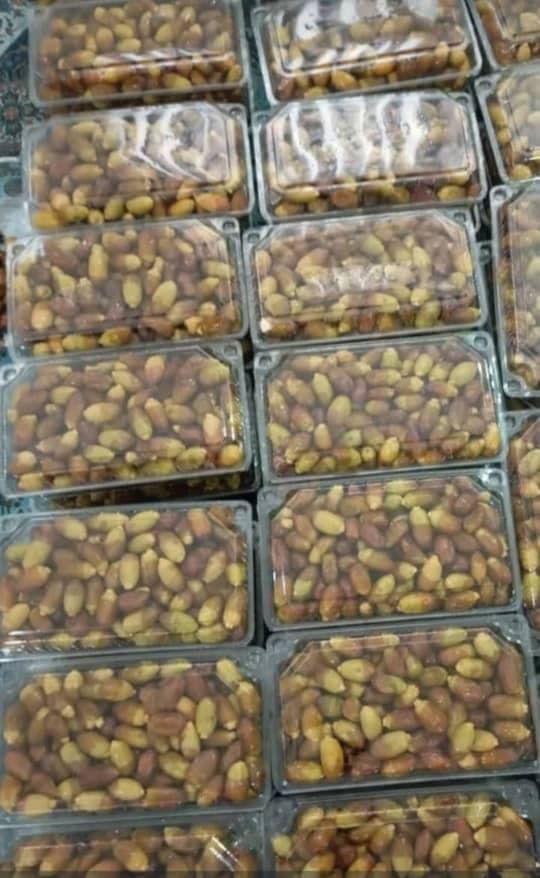 پخش و فروش عمده رطب و خارک برحی و سعمران بغلانی در اصفهان