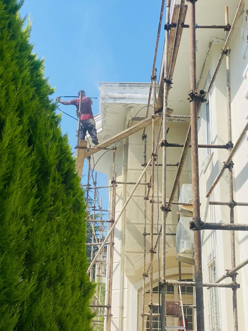 پیمانکاری ساختمان رجوانی در متل قو