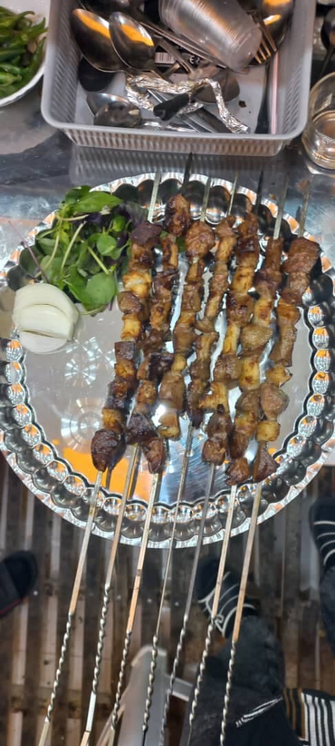 کباب ساطوری بناب آذربایجان زیتون به مدیریت طلوعی در اهواز