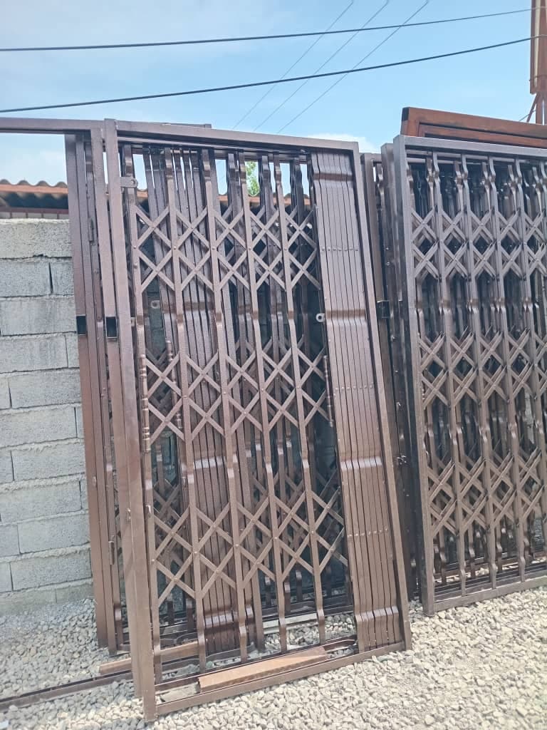 ساخت و فروش پله گرد فلزی آماده به مدیریت علیرضا رجبی در آمل