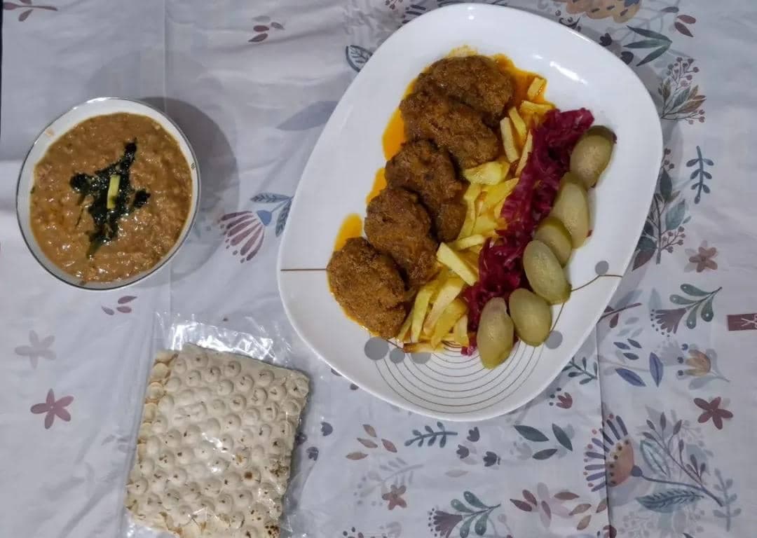 رستوران بیرون بر خاتون در جیرفت
