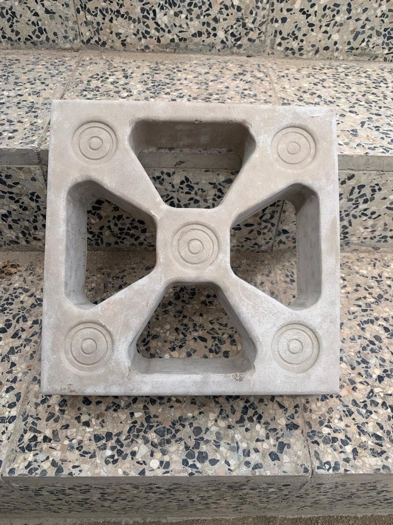 تولید پیورس و جدول و بلوک فرش آدینه در  قشم