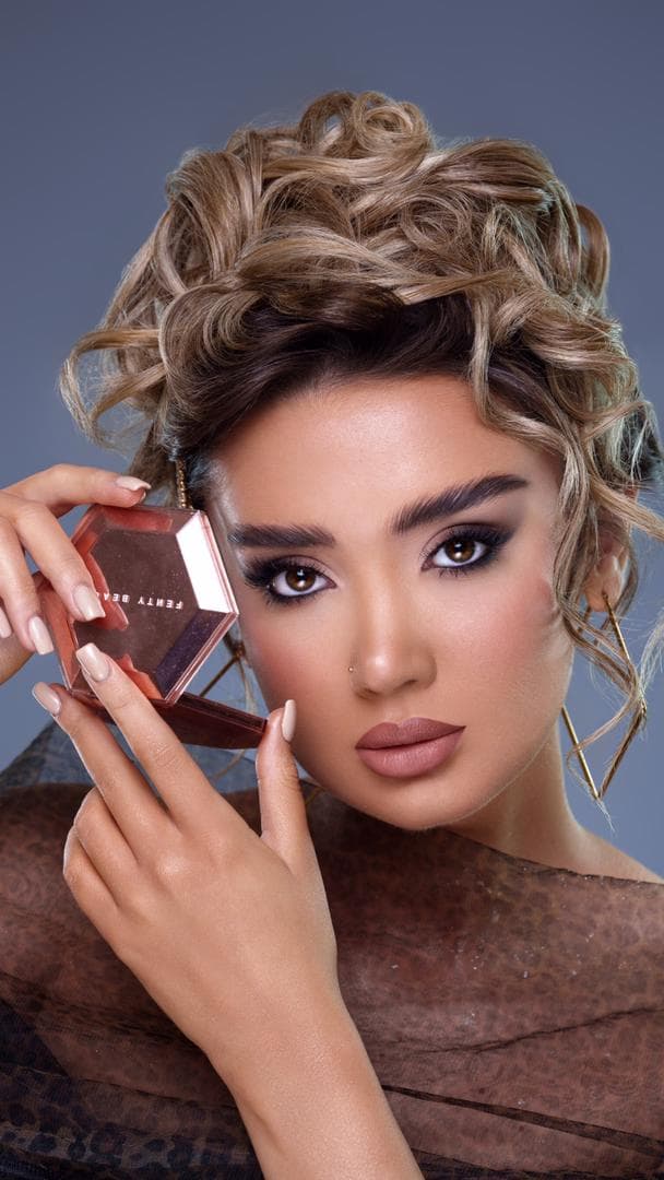 میکاپ تخصصی عروس سالن سمیه زلفی در گلسار رشت