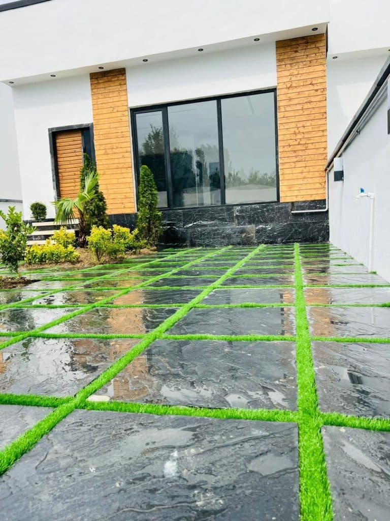 مهندس مبینی پور مشاور خرید و فروش ویلا در مازندران