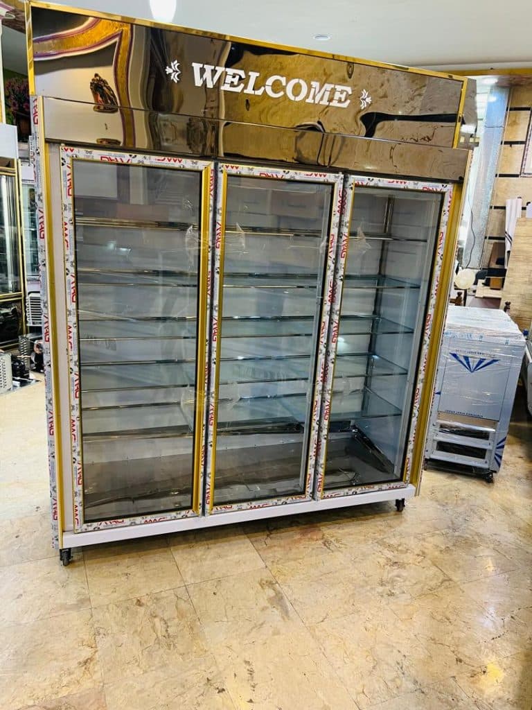 طراحی تولید و فروش یخچال صنعتی و فروشگاهی ایران کار در تهران