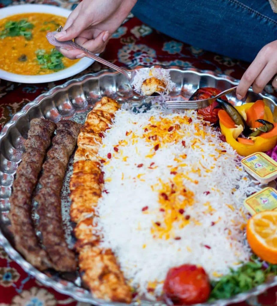 کافه رستوران امید در طرقبه مشهد