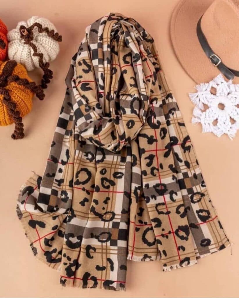 فروشگاه شال و روسری خاتون در تبریز