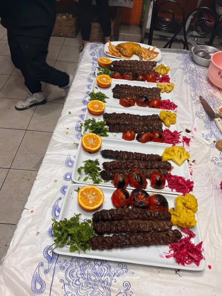 کافه رستوران هزار دستان در رشت