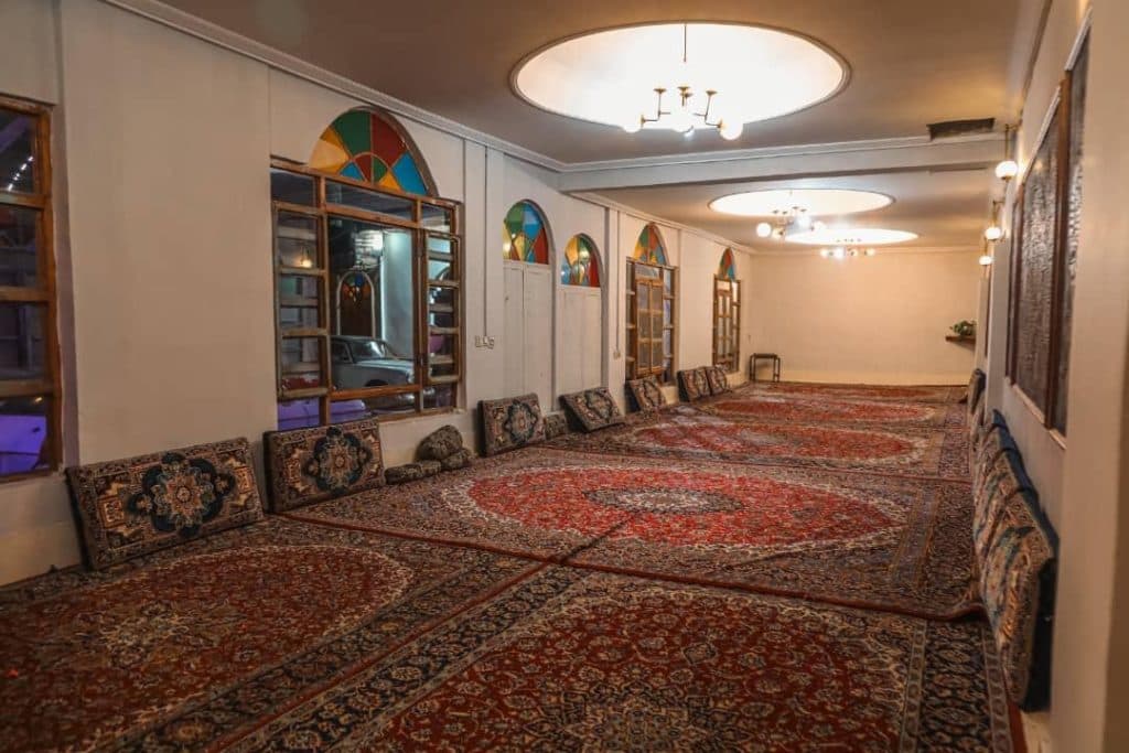 مجموعه عمارت غذایی و گردشگری ریخته گرزاده در مشهد