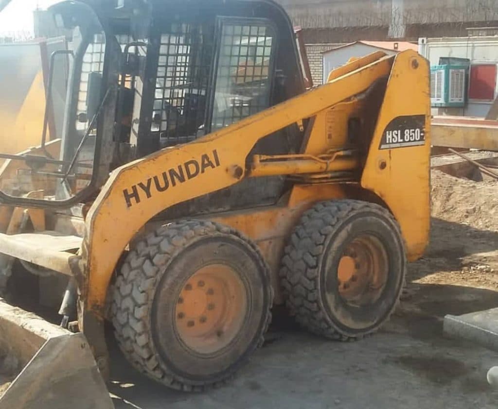 تعمیرات ماشین آلات راهسازی ایزی در مشهد