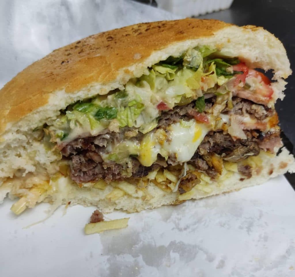 ساندویچی بهارنارنج در یزد