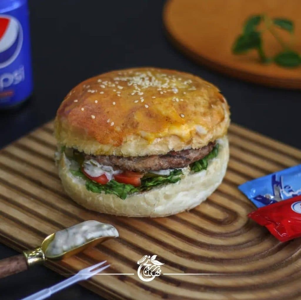 ساندویچی بهارنارنج در یزد