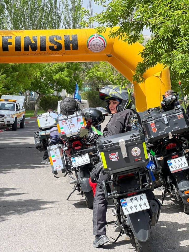 اسرا باغبانیان مربی آموزش موتور سواری بانوان و آقایان در تبریز