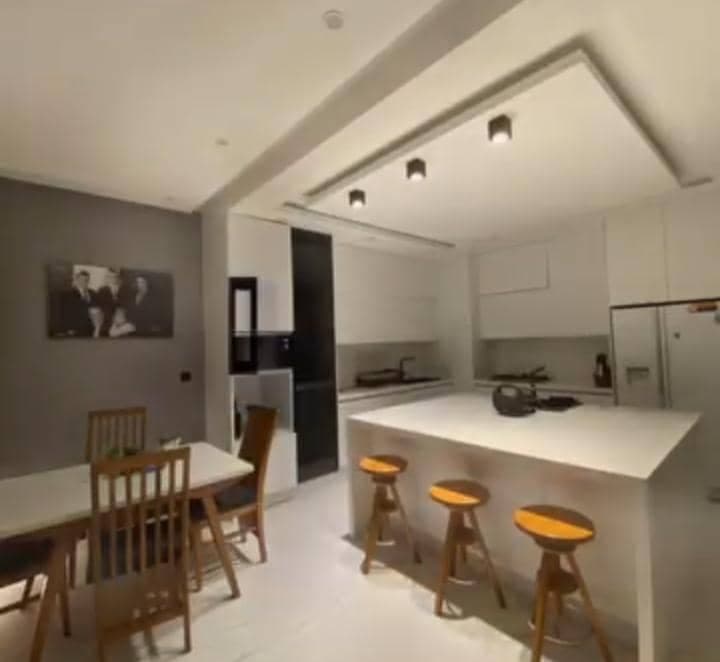 بازسازی دکوراسیون داخلی ساختمان ترسیم مدرن در رشت