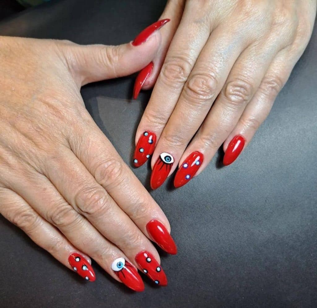 خدمات کاشت ناخن لوندر در سعادت آباد تهران