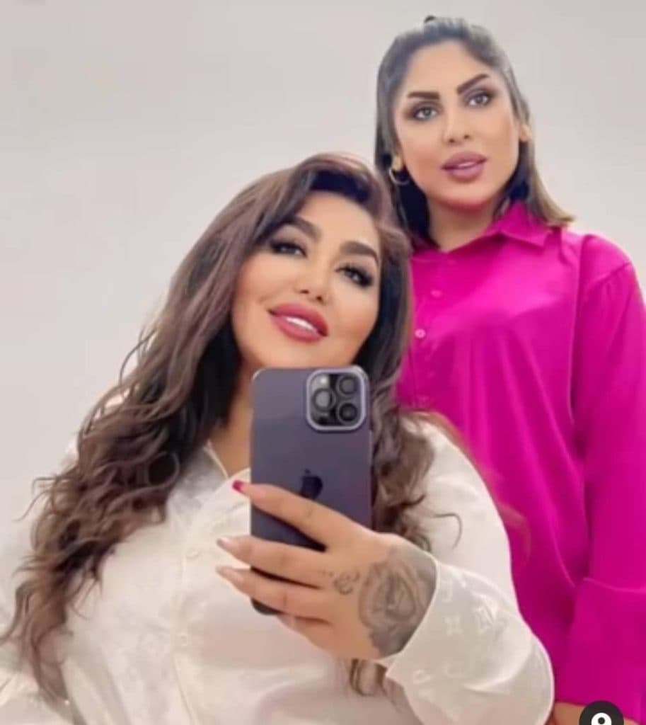 مرکز تخصصی اکستنشن مو راحیل در معالی آباد شیراز