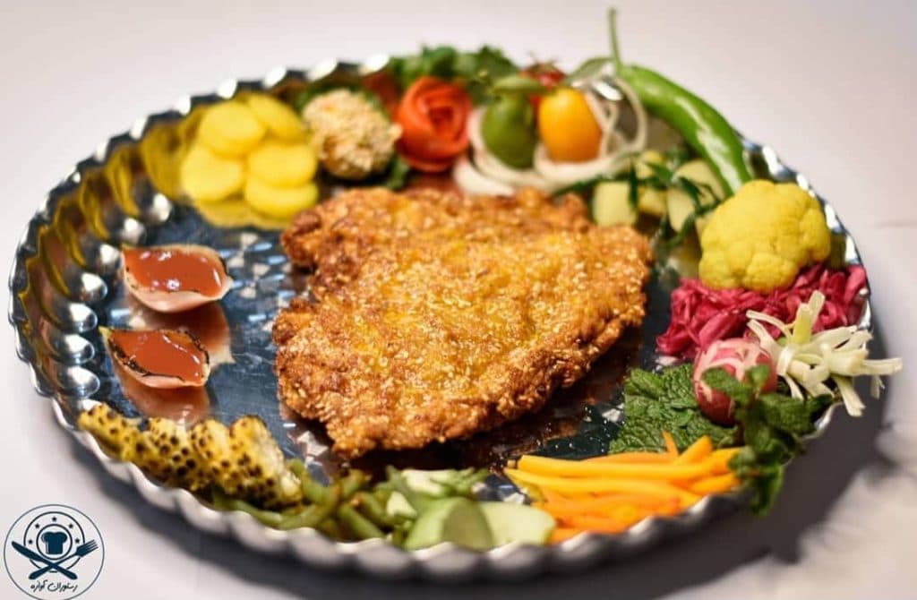 رستوران آوازه در رباط کریم