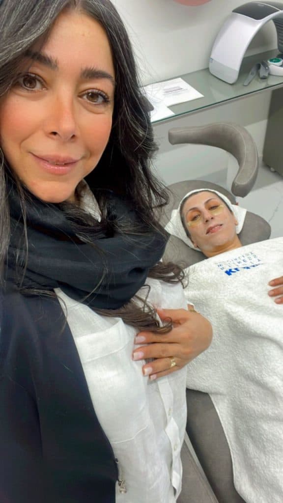 پاکسازی و فیشال تخصصی پوست ملودی چناری در جردن تهران