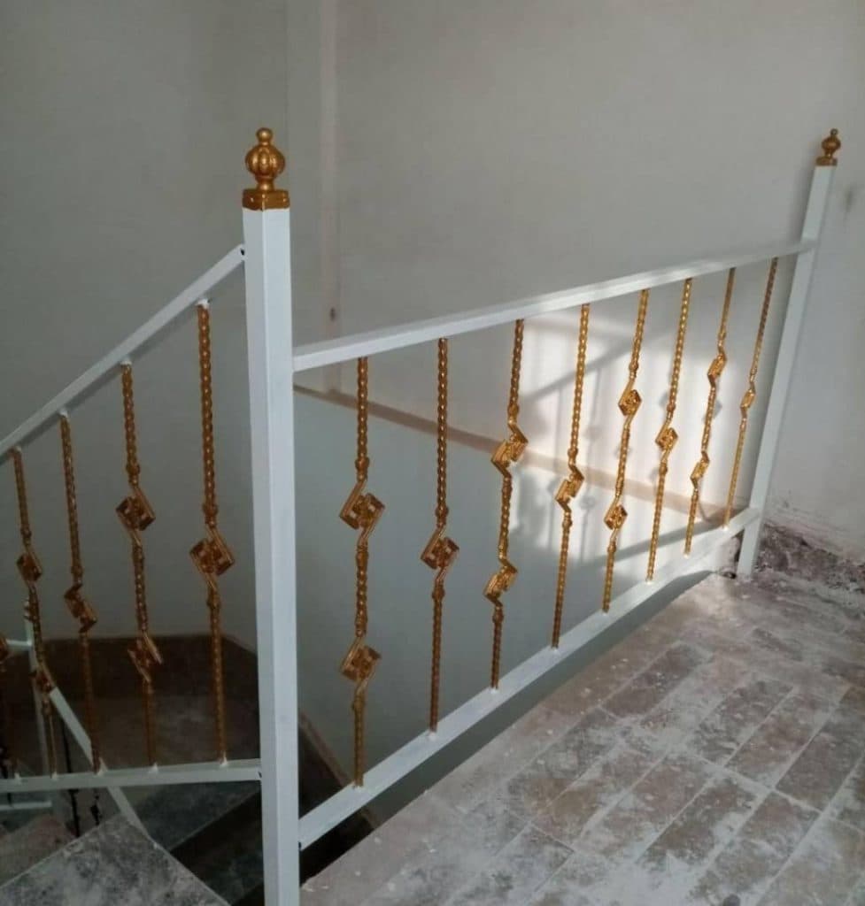 نقاشی ساختمان آوین در تربت حیدریه