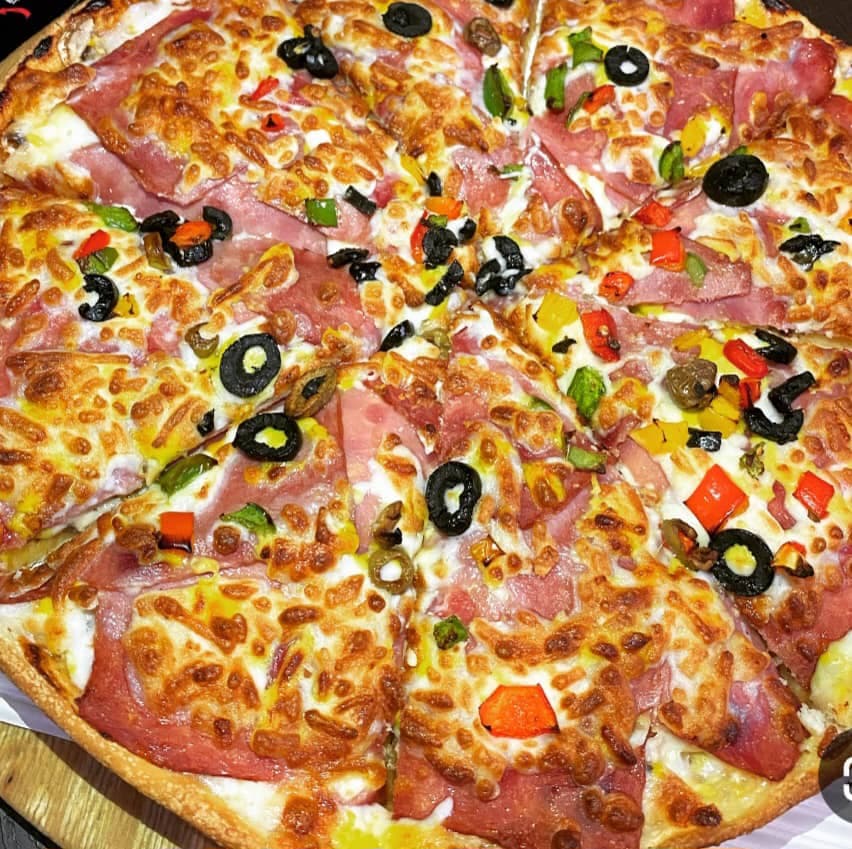 پیتزا فست فود هادی پامچال در سیرجان