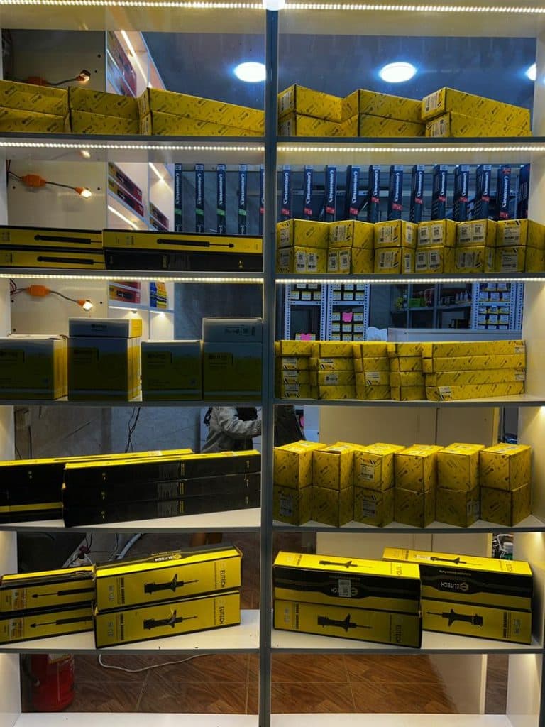 لوازم یدکی پورحسرت در انزلی