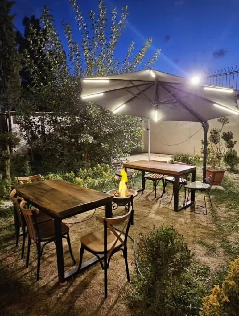 عمارت بومگردی کوچه باغ در اصفهان