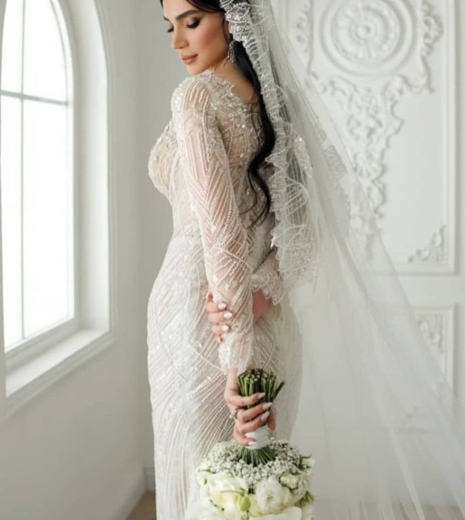 مزون لباس عروس سپید بخت در زنجان