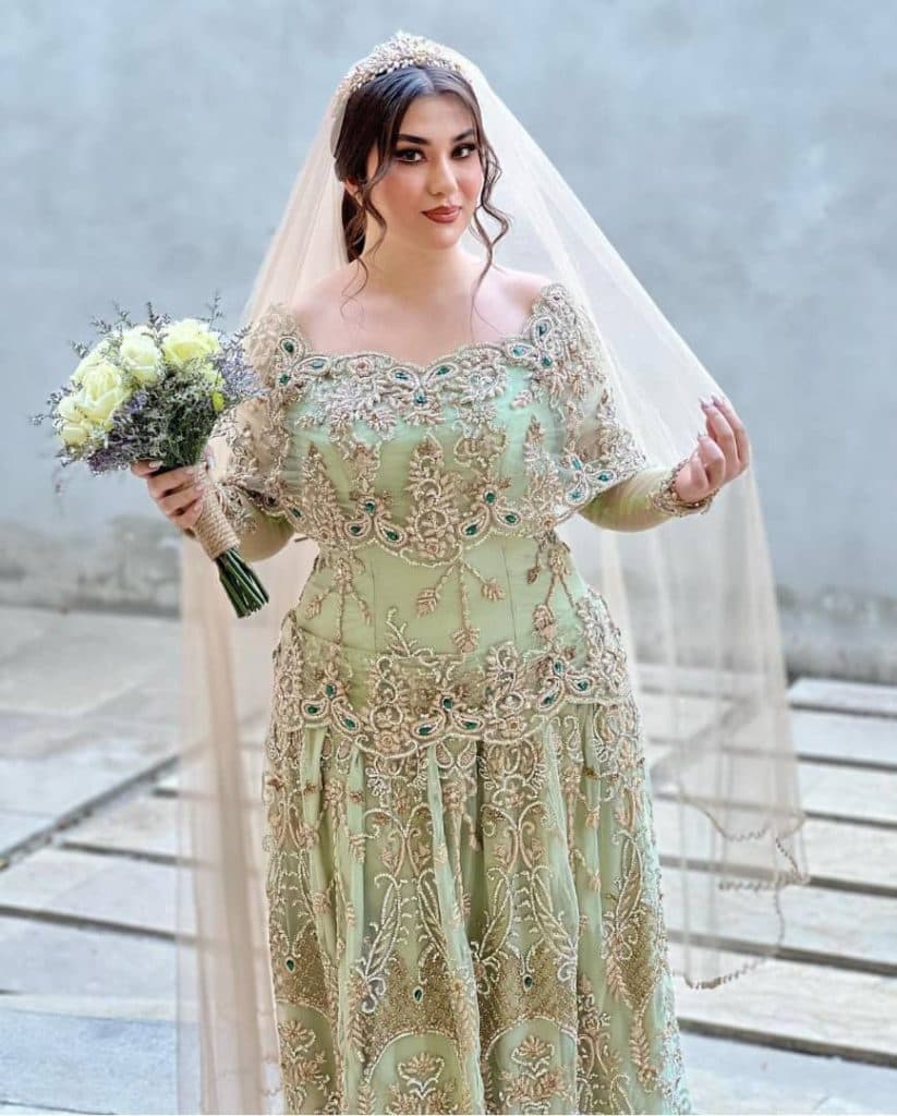 مزون لباس عروس الناز حمزه پور در پیرانشهر