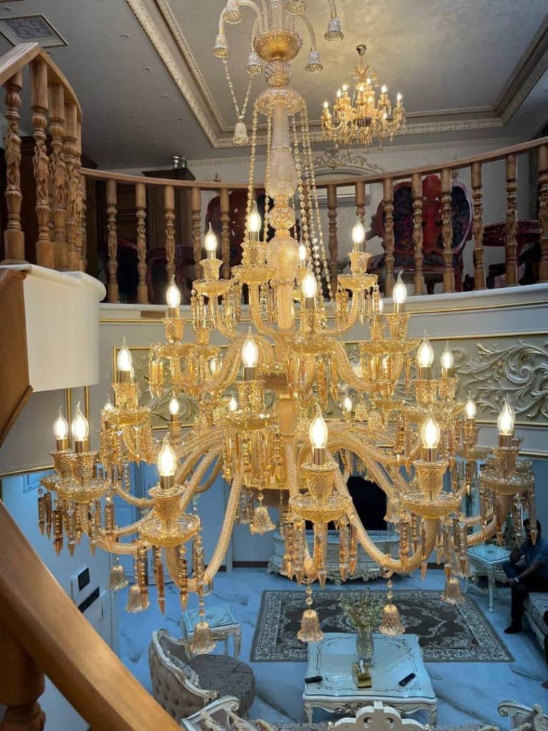 فروش و نصب لوستر طبقاتی واقفی در کاشان