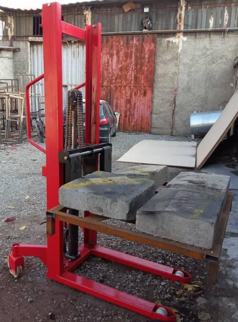 تولید ماشین آلات انبارگردانی شرکت ایران ارتفاع در رباط کریم