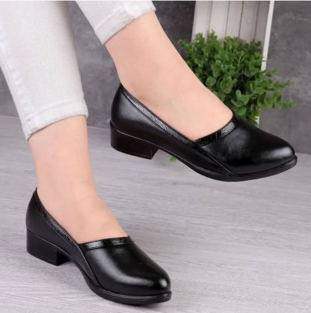 تولیدی و فروش عمده کفش زوار در جمهوری تهران