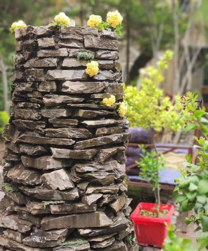 کافه رستوران سنتی گندم در ماهان کرمان