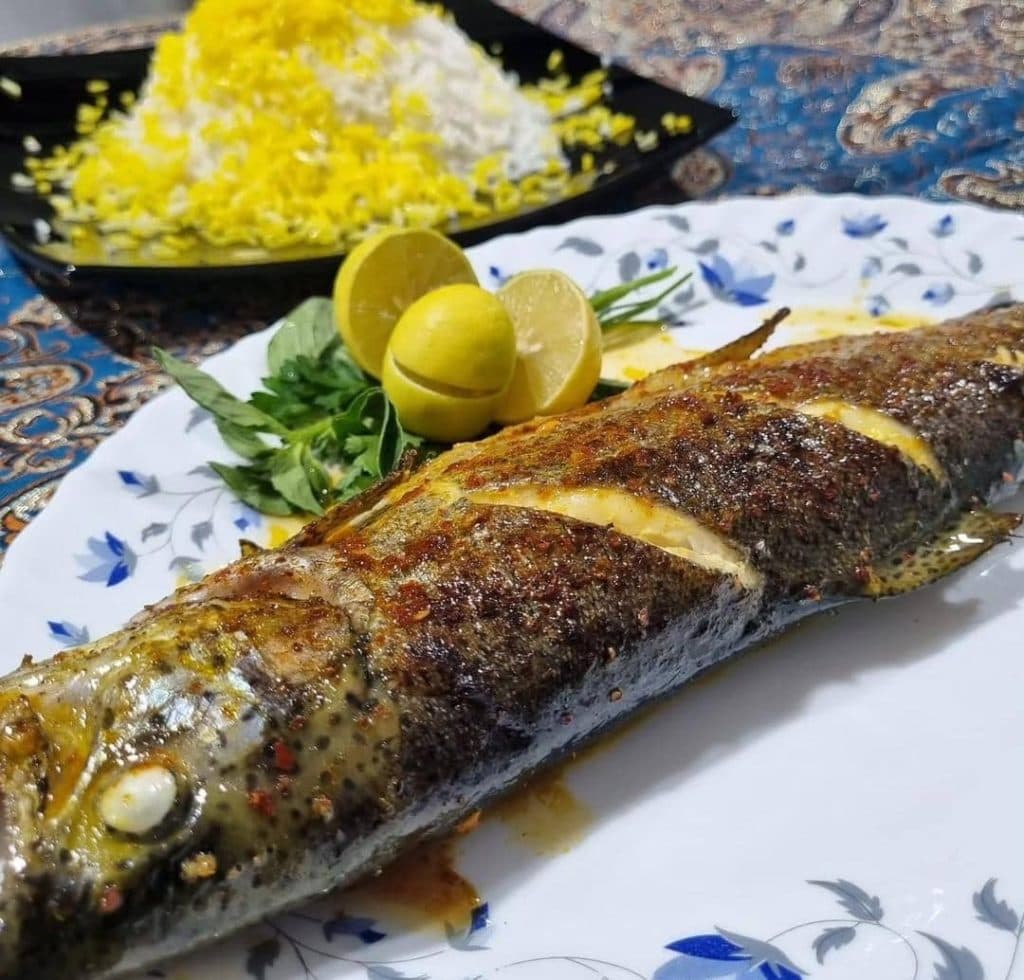 باغ رستوران سنتی مهر در رفسنجان