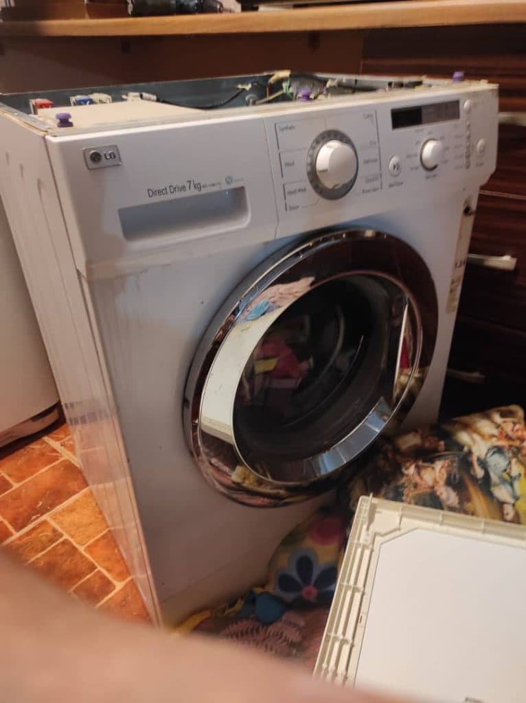 نمایندگی سرویس و تعمیرات لباسشویی دما تاب در رشت